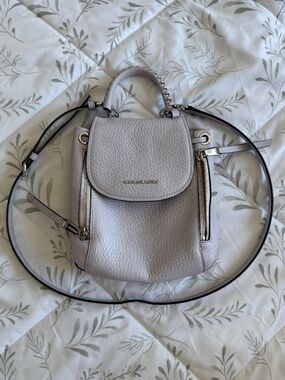 Michael Kors 2 in 1 Crossbody/back pack